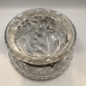 Pairpoint APD cut glass vascara jewel powder dresser box circa 1900